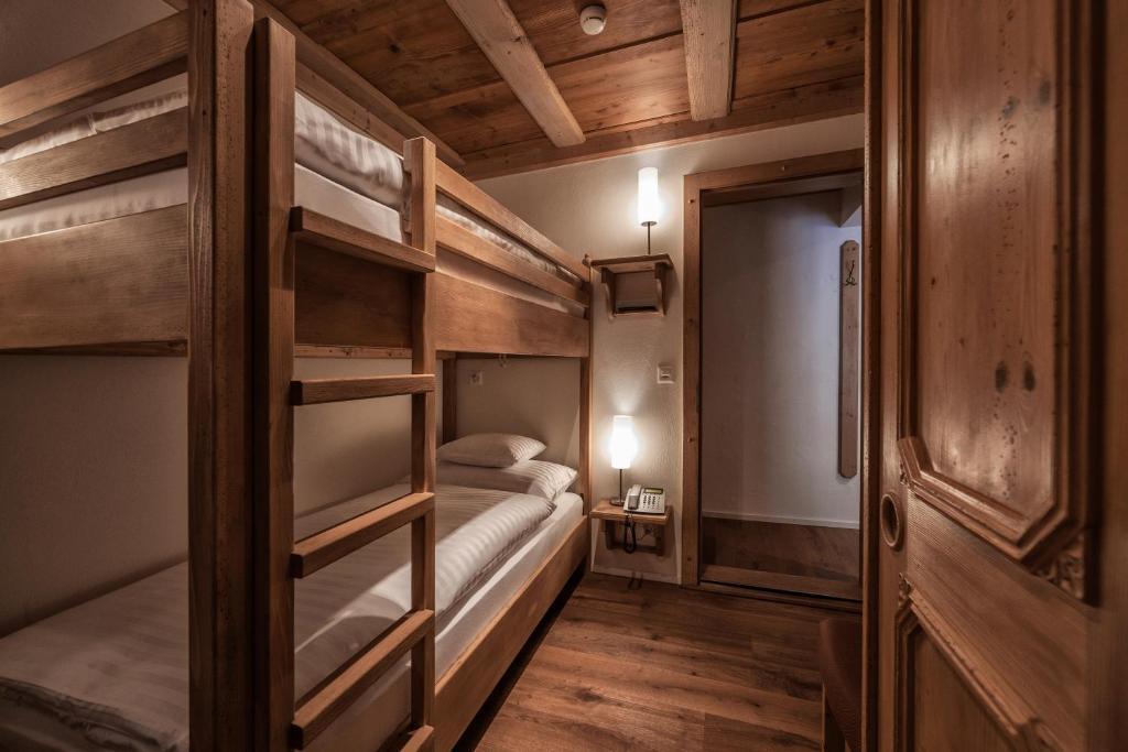 Hotel Schönegg 3*